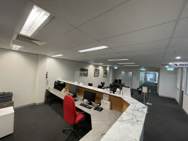 Suite 1.27/4 Hyde Parade, Campbelltown NSW 2560