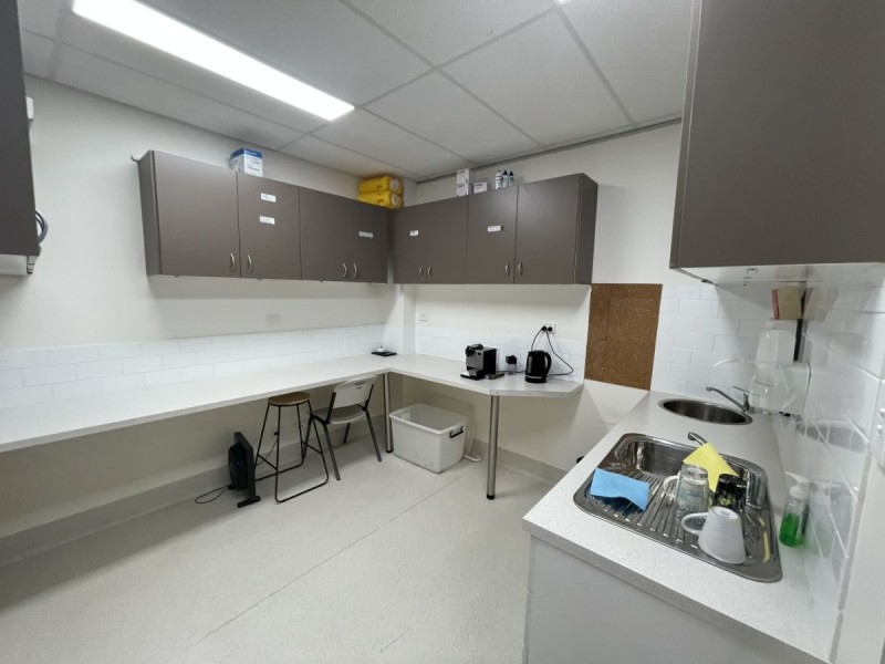 Suite 1.27/4 Hyde Parade, Campbelltown NSW 2560