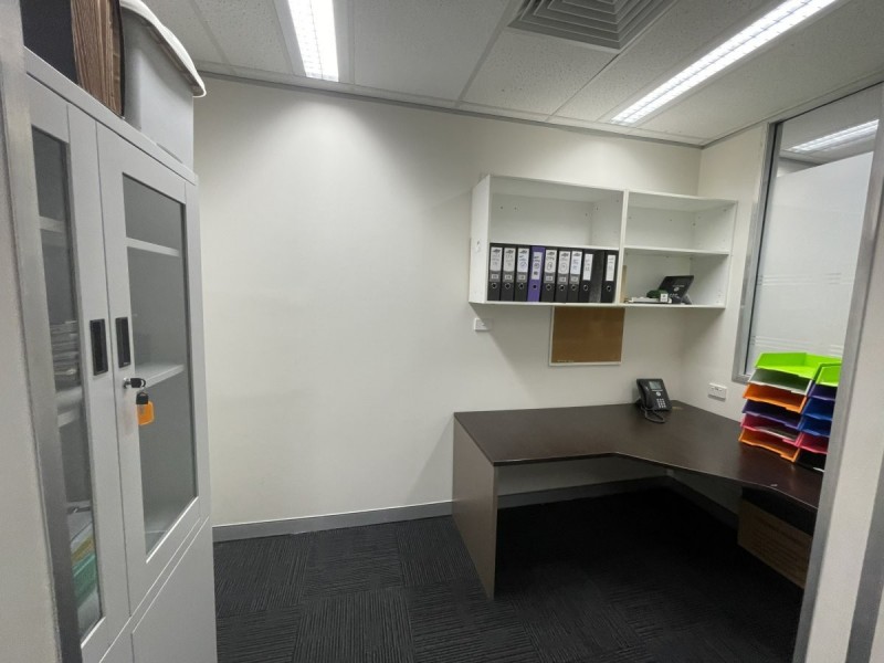 Suite 1.27/4 Hyde Parade, Campbelltown NSW 2560