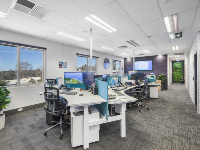 15 Redbank Place, Picton NSW 2571