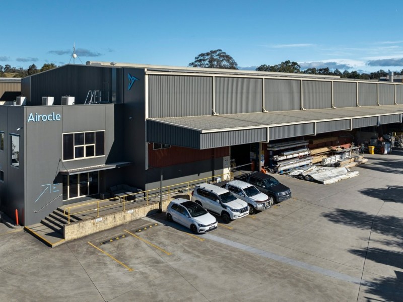 15 Redbank Place, Picton NSW 2571