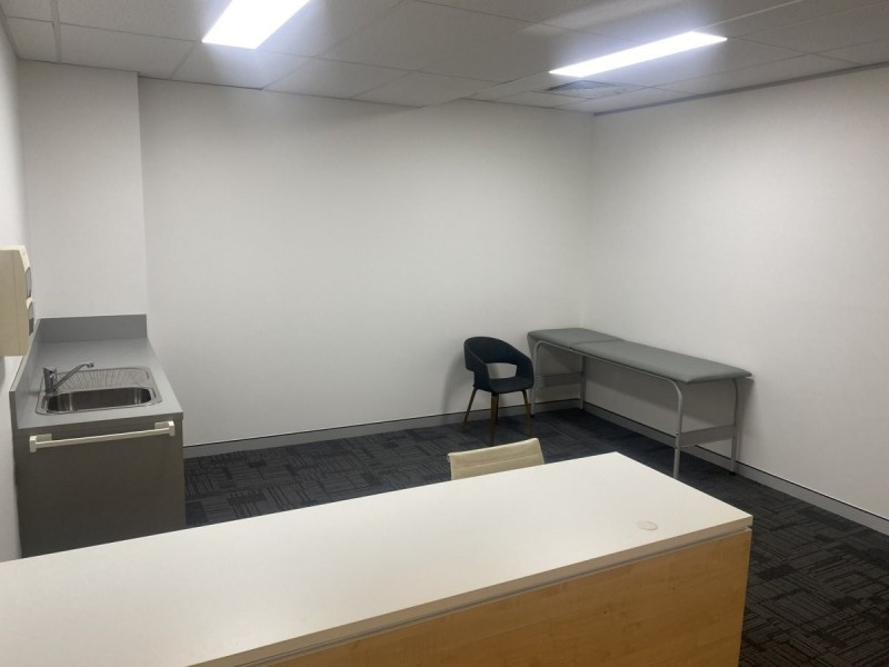 Suite 1.17/4 Hyde Parade, Campbelltown NSW 2560