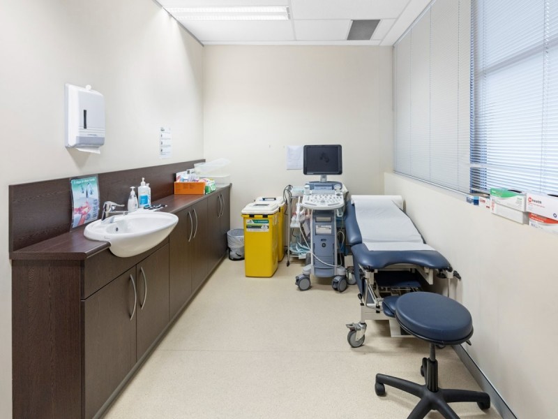 Suite 4&5/42 Parkside Crescent, Campbelltown NSW 2560