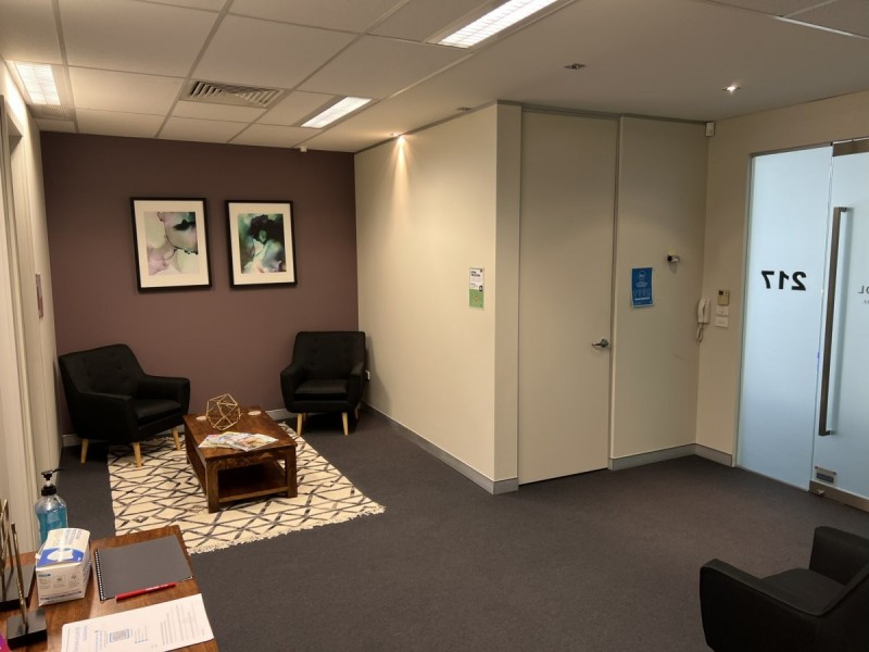 Suite 2.17/4 Hyde Parade, Campbelltown NSW 2560