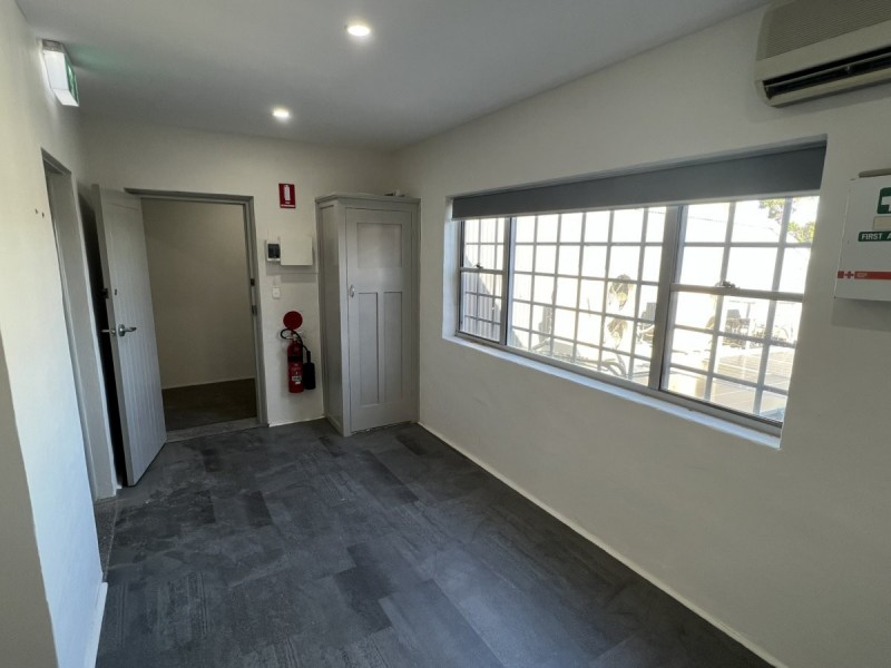 Level 1/107 Argyle Street, Camden NSW 2570