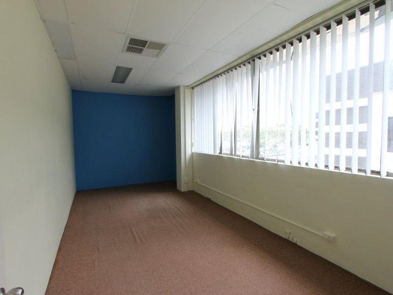 Suite 3/143 Queen Street, Campbelltown NSW 2560