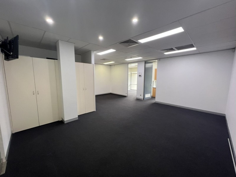 Suite 1.03/4 Hyde Parade, Campbelltown NSW 2560