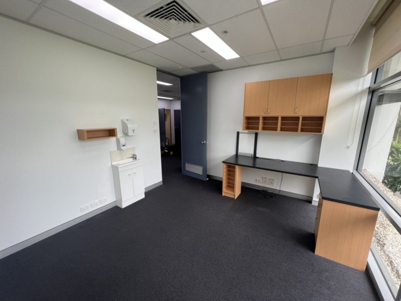 Suite 1.03/4 Hyde Parade, Campbelltown NSW 2560