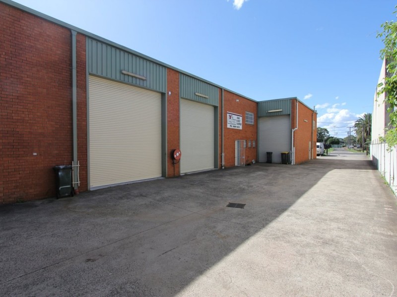 Unit 2/17 Memorial Avenue, Ingleburn NSW 2565