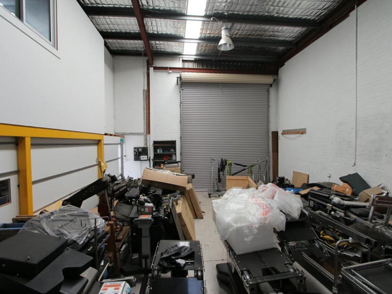 Unit 2/17 Memorial Avenue, Ingleburn NSW 2565