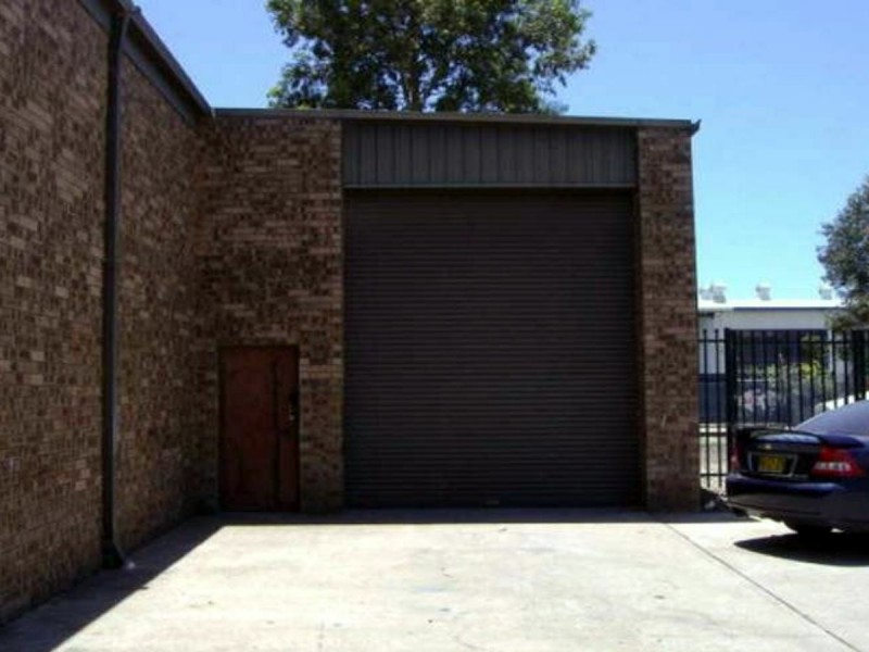 Unit 5/8 Pembury Road, Minto NSW 2566