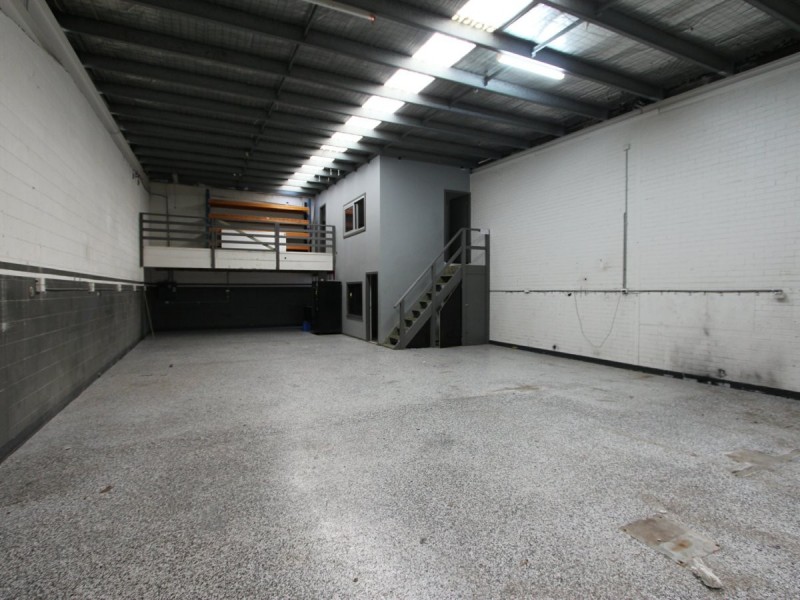 Unit 5/8 Pembury Road, Minto NSW 2566