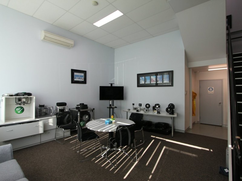 Unit 13/19 Aero Road, Ingleburn NSW 2565