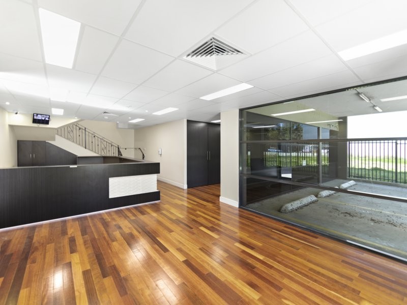 32 Mount Erin Road, Campbelltown NSW 2560