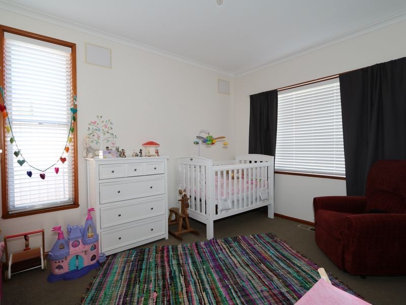 36 Walteela Avenue, Mount Austin NSW 2650
