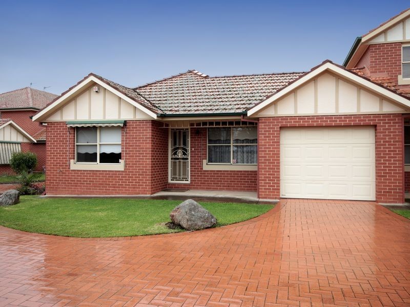 12/11 Crampton Street, Wagga Wagga NSW 2650