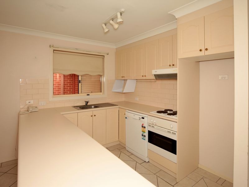 12/11 Crampton Street, Wagga Wagga NSW 2650