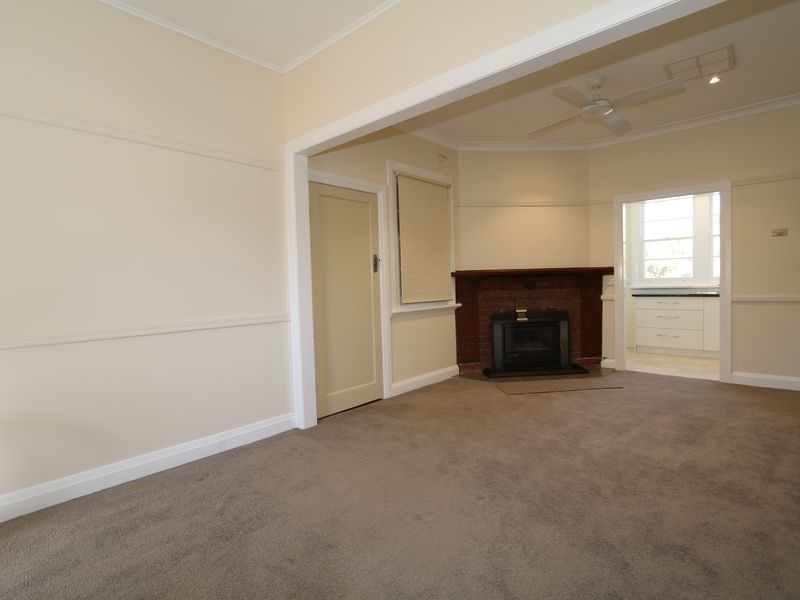 1 Frederick Street, North Wagga Wagga NSW 2650