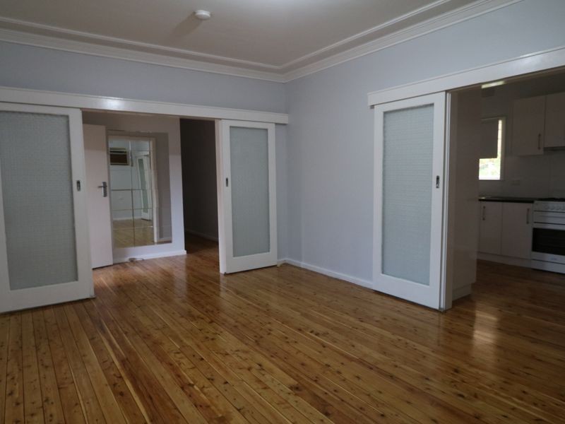 247 Lake Albert Road, Kooringal NSW 2650