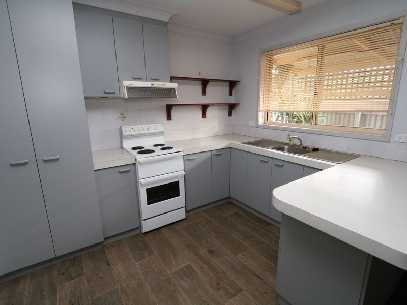 1/26 Nardoo Street, Glenfield Park NSW 2650