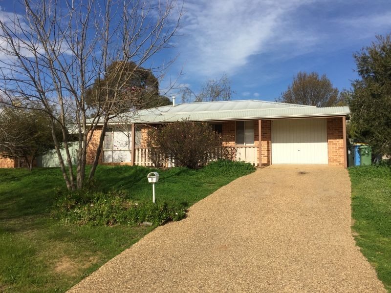 2/2 Cypress Street, Forest Hill NSW 2651