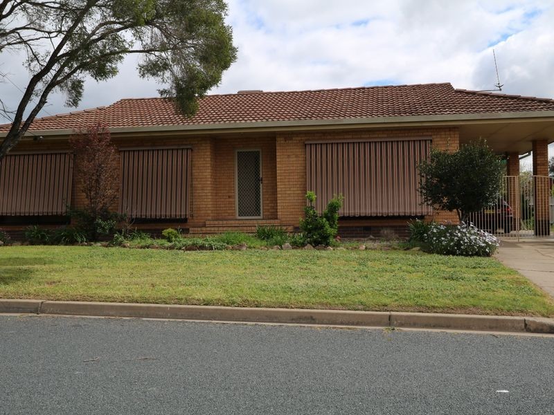 14 Vestey Street, Wagga Wagga NSW 2650