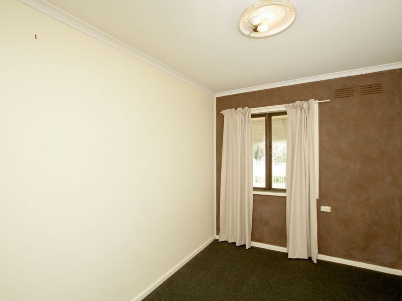 47 Chifley Crescent, Kooringal NSW 2650