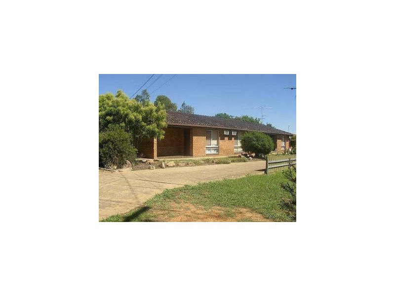 3/7 Wewak Street, Ashmont NSW 2650