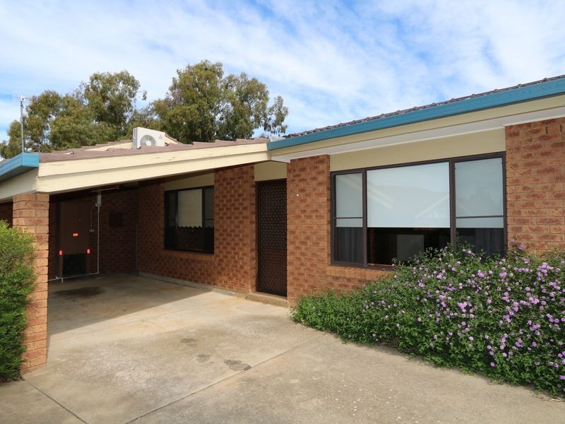 2/6 Dunn Avenue, Forest Hill NSW 2651