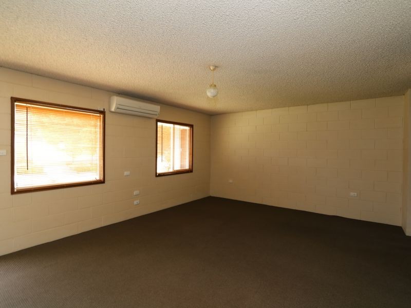 2/7 Sherwood Avenue, Kooringal NSW 2650