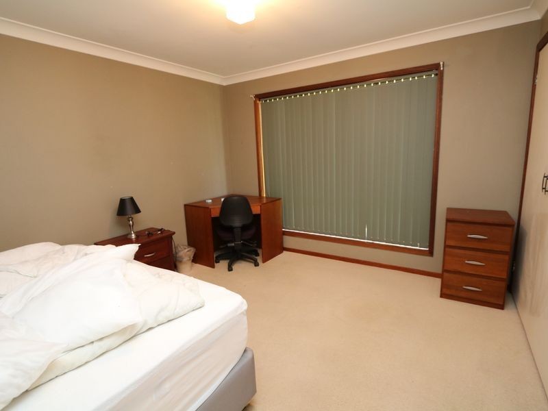 24 Pugsley Avenue, Estella NSW 2650