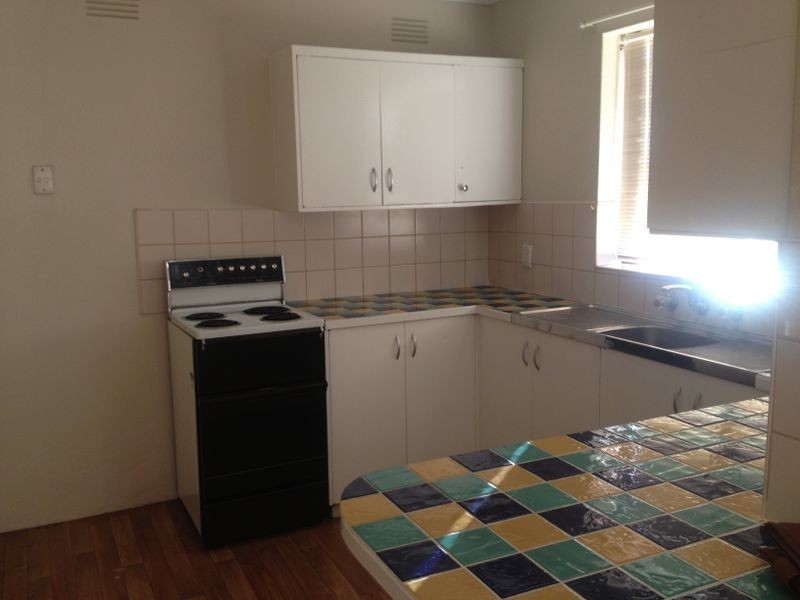 6/9 Henschke Avenue, Tolland NSW 2650