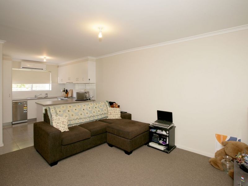 4/12 Higgins Avenue, Wagga Wagga NSW 2650