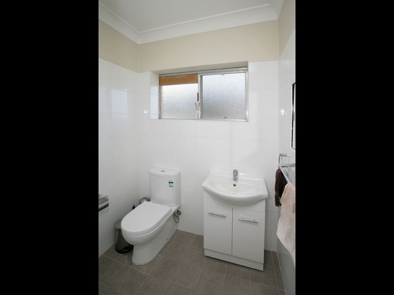 4/12 Higgins Avenue, Wagga Wagga NSW 2650