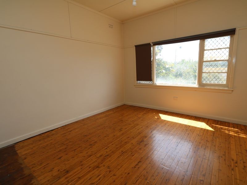 228 Lake Albert Road, Kooringal NSW 2650