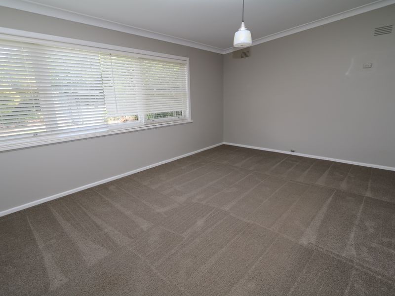 69 Mitchelmore Street, Turvey Park NSW 2650