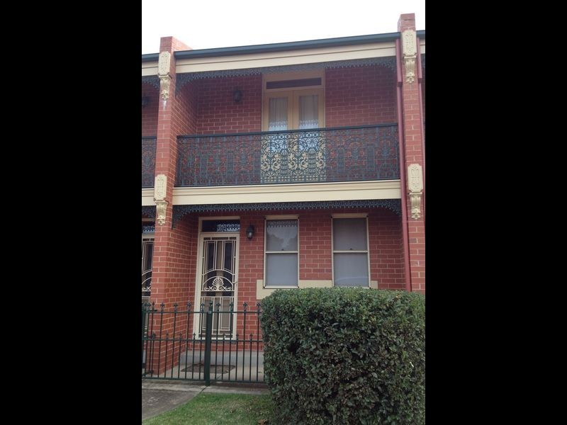 5/11 Crampton Street, Wagga Wagga NSW 2650