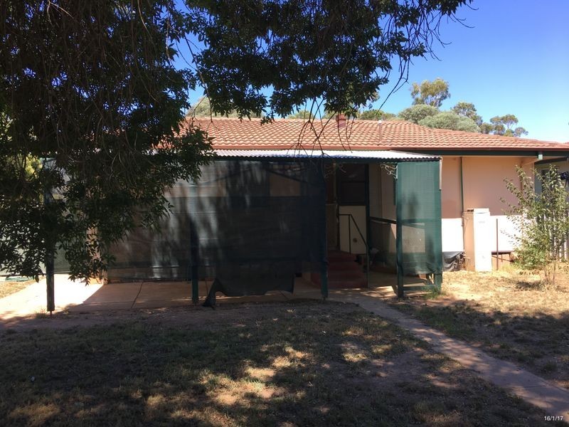 22 Adams Street, Ashmont NSW 2650