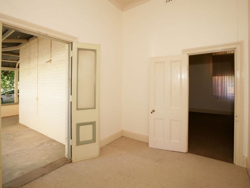 126 Gurwood Street, Wagga Wagga NSW 2650