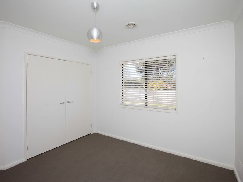 5 Wellington Avenue, Tatton NSW 2650