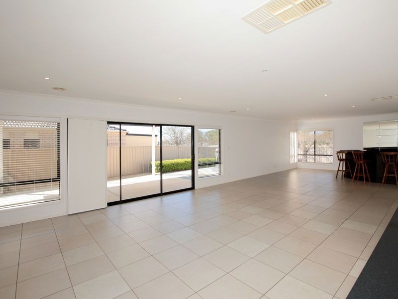 5 Wellington Avenue, Tatton NSW 2650