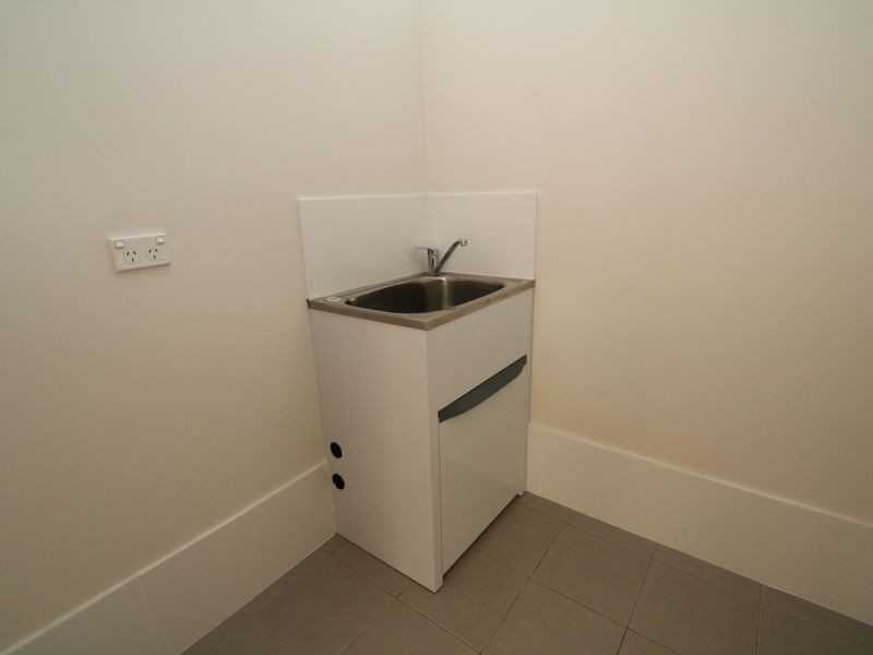 12/10 Mirrul Street, Glenfield Park NSW 2650