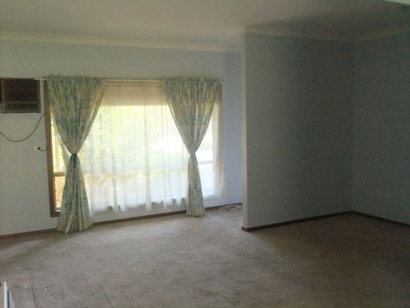 2 Nardoo Street, Glenfield Park NSW 2650