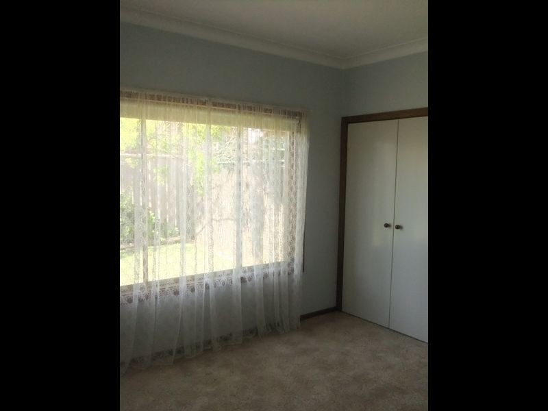 2 Nardoo Street, Glenfield Park NSW 2650