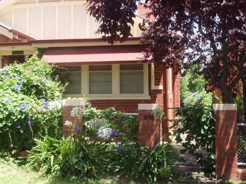 58B Flinders Street, Turvey Park NSW 2650