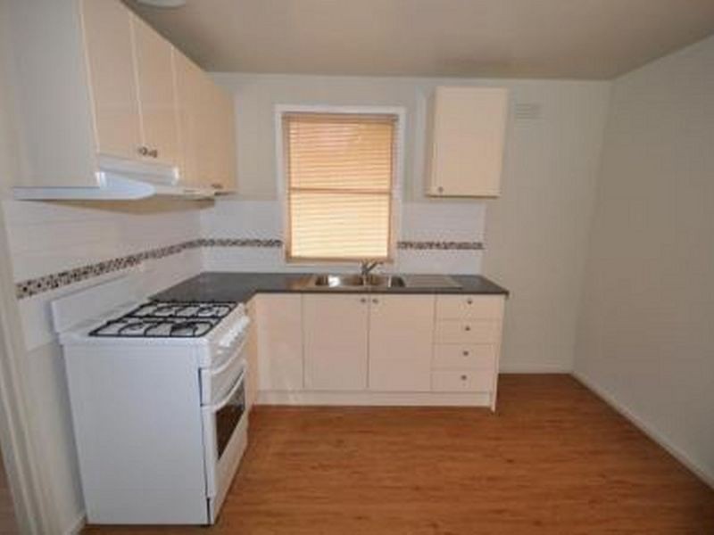 42 Adams Street, Ashmont NSW 2650