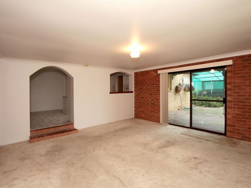 17 Menzies Avenue, Kooringal NSW 2650