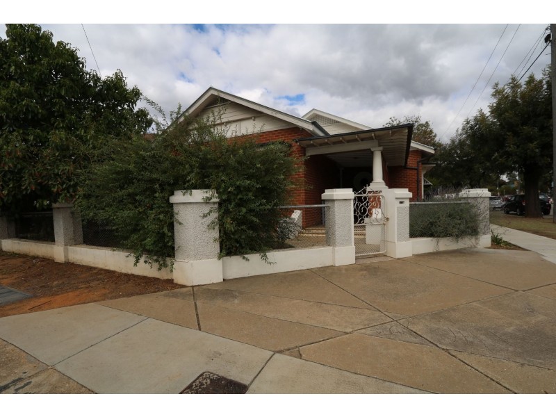 170 Edward Street, Wagga Wagga NSW 2650