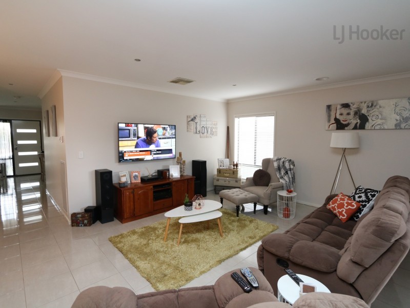 39 Melaleuca Drive, Forest Hill NSW 2651