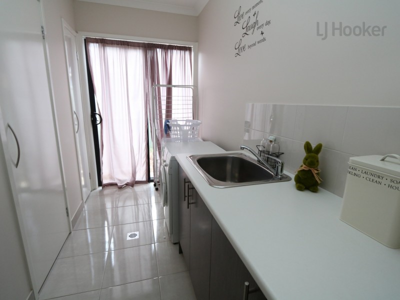 39 Melaleuca Drive, Forest Hill NSW 2651